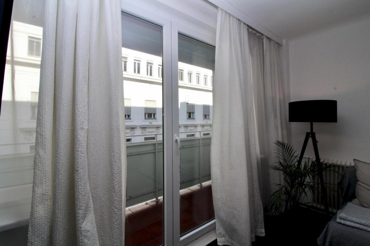 Balcony Apartment - Next To Opera Vídeň Exteriér fotografie